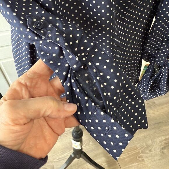 The Limited Polka Dot Long Sleeve Button Down Shirt Blue White Size Large - Picture 4 of 9
